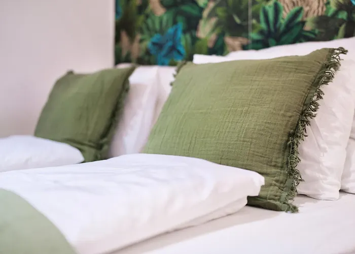 Bright Free Parking & 2 Min To Subway Appartement Vienne